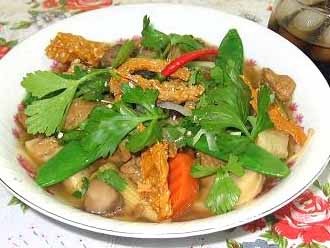 mon chay ngon tu mi va nam rom