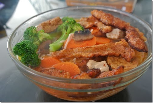 mon chay soup mi han quoc