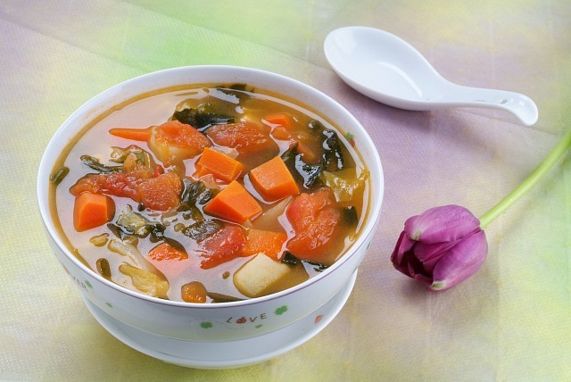 Món chay : Soup rong biển nấu rau cải mon chay soup rong bien nau rai cai