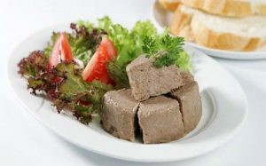 mon pate chay an kem banh mi