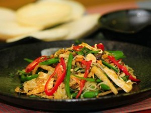 mien xao chay cho ngay le vu lan.