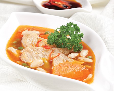 Mon chay sườn chay nấu đậu