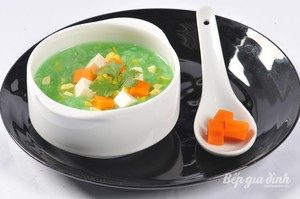 Sup com xanh rau cu