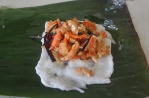 cach lam mon chay: banh duoc goi bang bot dem khoay