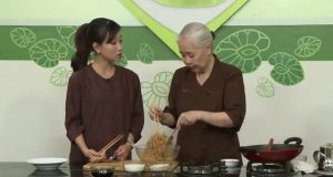 Món chay 68 – Hủ tíu trộn thính