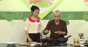 Món chay 43 – Mì Căn xào nấm rơm